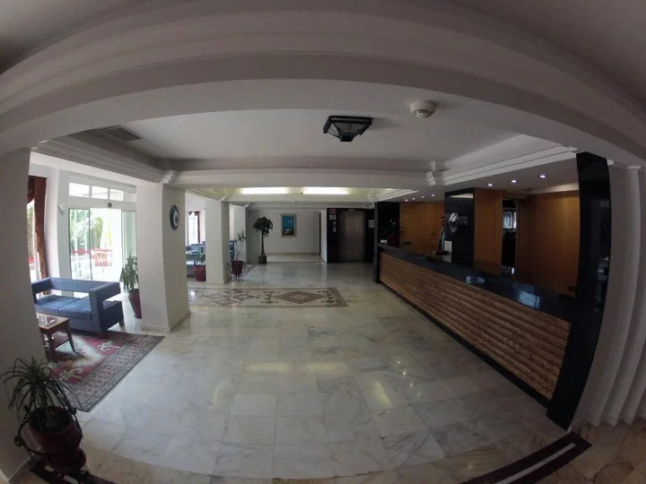 Кушадасы: Surtel Hotel