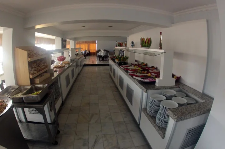 Кушадасы: Surtel Hotel