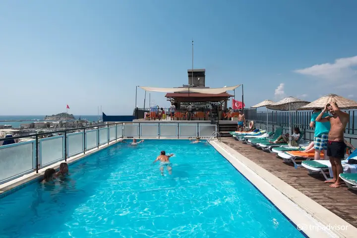 Кушадасы: Surtel Hotel