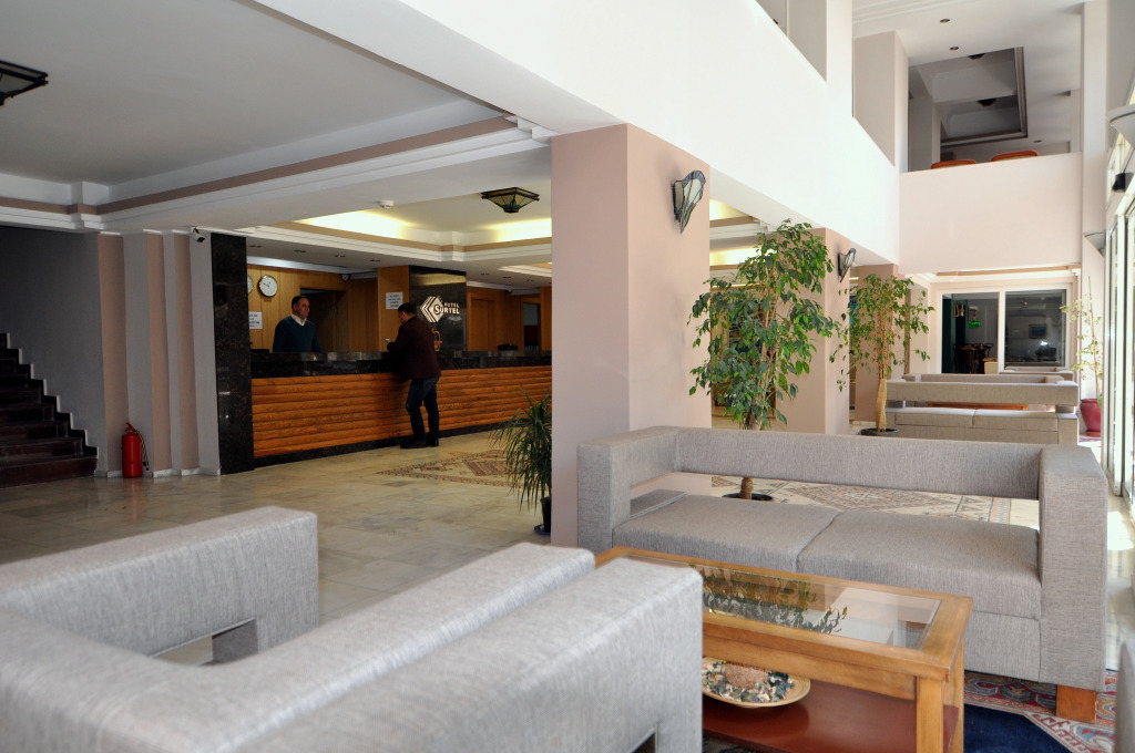 Кушадасы: Surtel Hotel