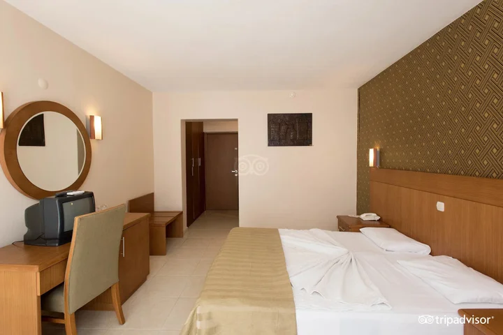 Кушадасы: Surtel Hotel