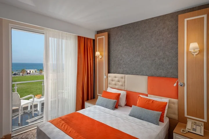 Анталья: Golden Orange