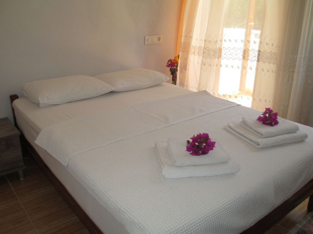 Патара: Eucalyptus Pension