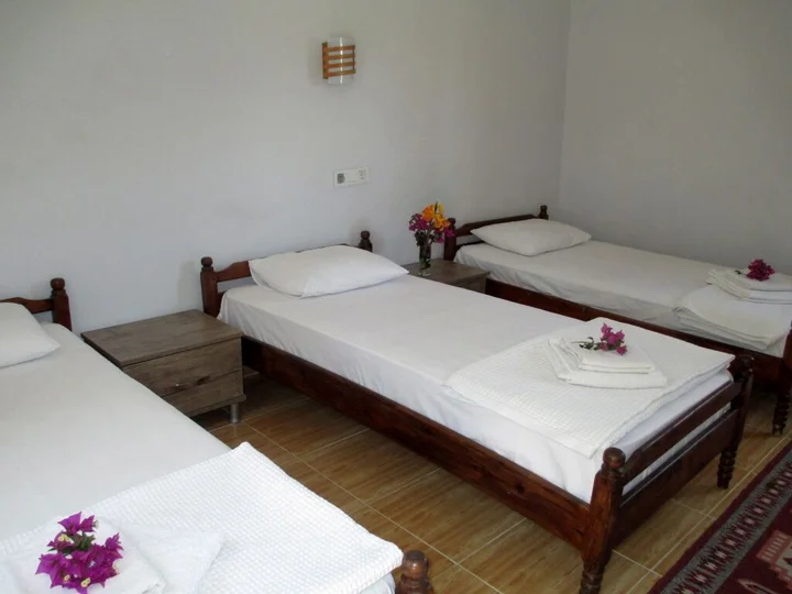 Патара: Eucalyptus Pension