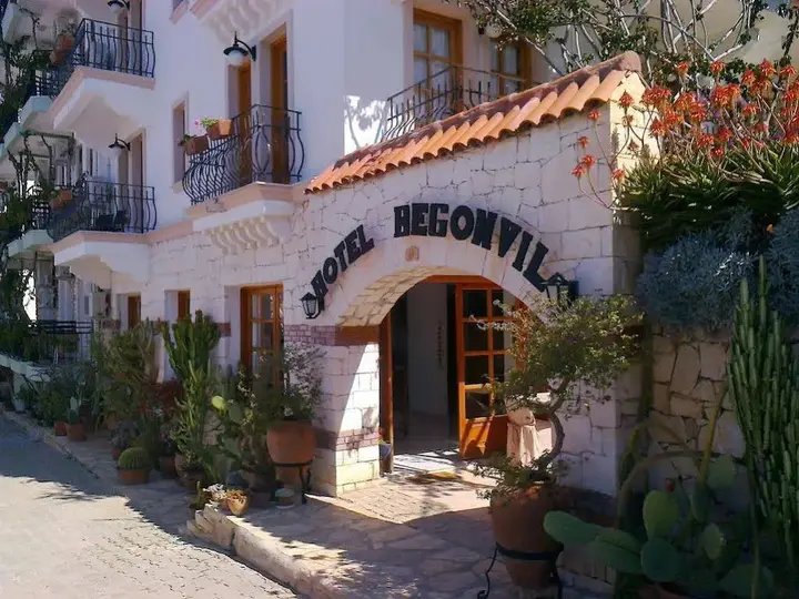 Каш: Hotel Begonvil