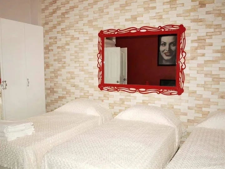 Стамбул: The Bridge Hotel