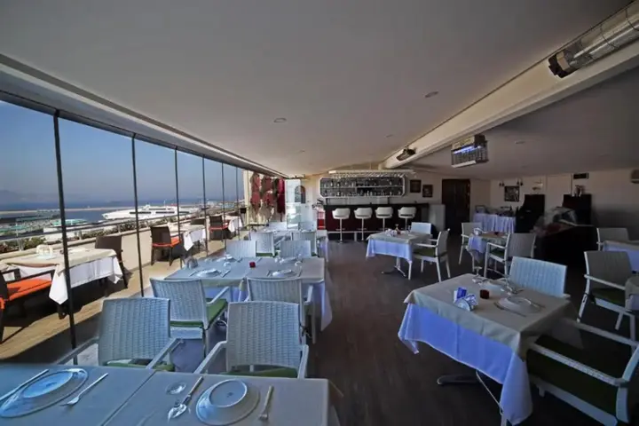 Бандырма: Hotel Villa Marina