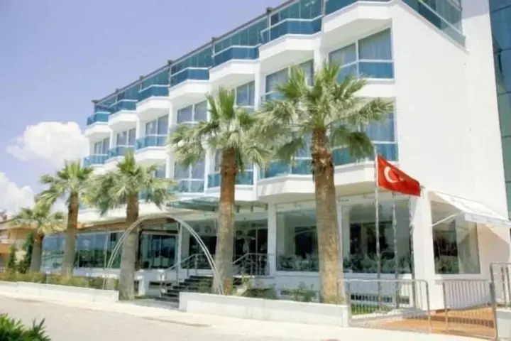 Бурхание: Idahan Hotel