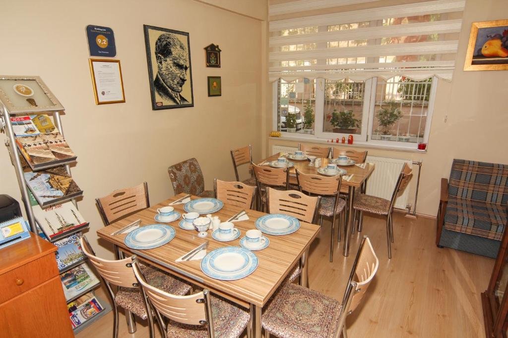 Эдирне: Sari Pension
