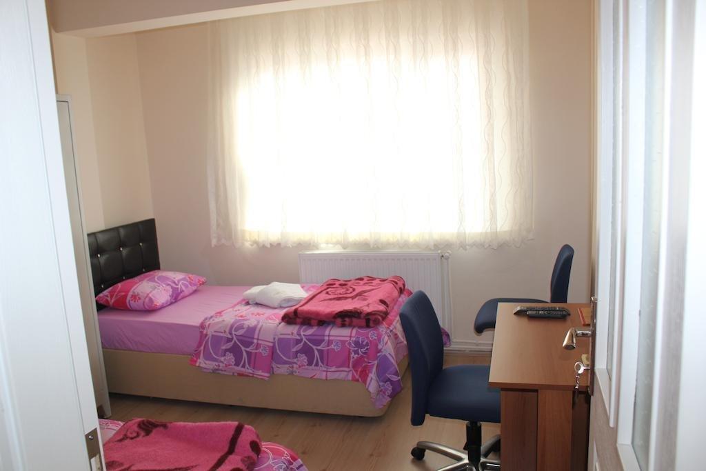 Эдирне: Sari Pension