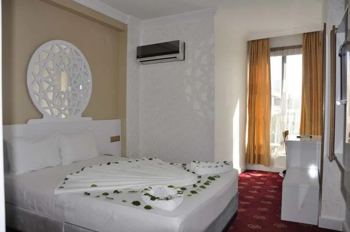 Мерсин: Ugur Otel
