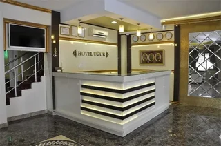Мерсин: Ugur Otel