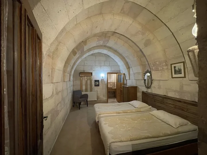 Учисар: Anatolia Raymonde Cave House
