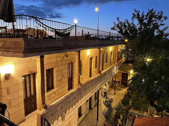 Учисар: Anatolia Raymonde Cave House