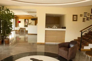 Урла: Konvoy Hotel & The Country Club