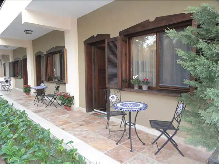Урла: Konvoy Hotel & The Country Club