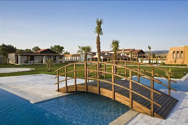 Konvoy Hotel & The Country Club — фото 1