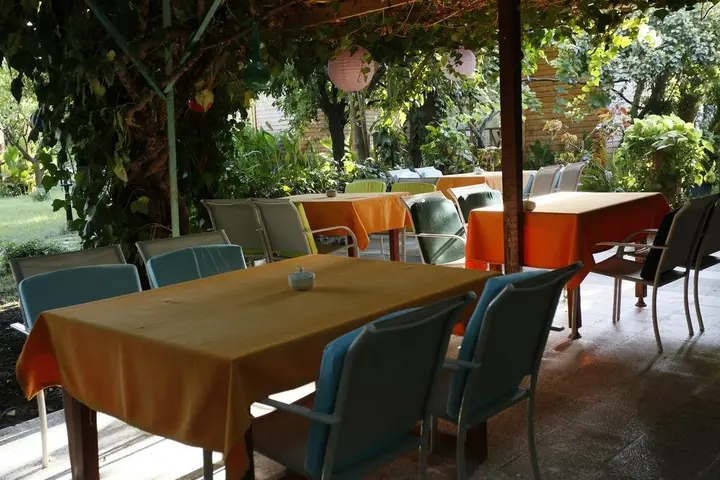 Чиралы: Karakus Pension