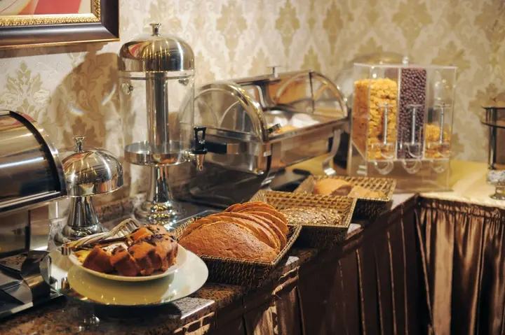 Адана: Golden Lake Hotel
