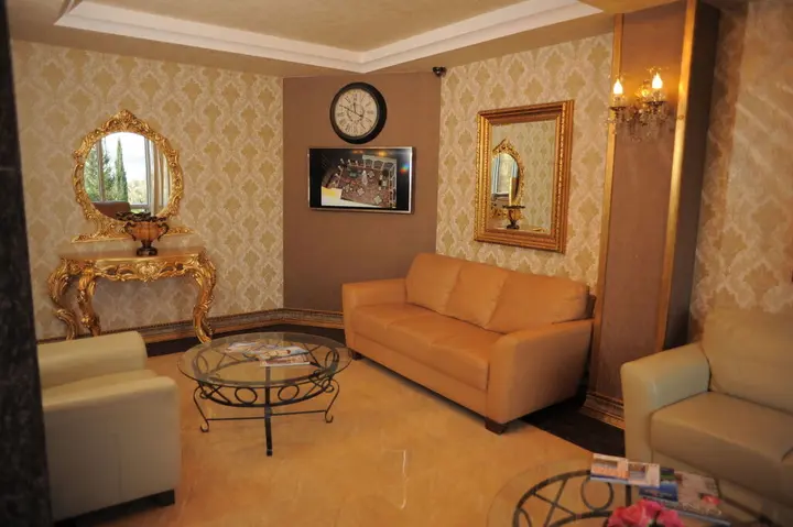 Адана: Golden Lake Hotel