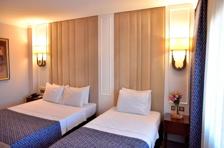 Адана: Golden Lake Hotel