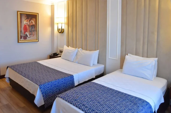 Адана: Golden Lake Hotel