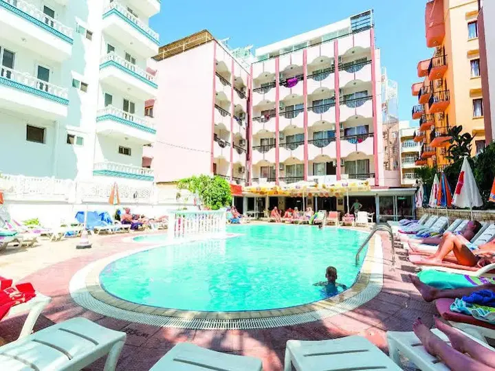 Дидим: Hotel Burak
