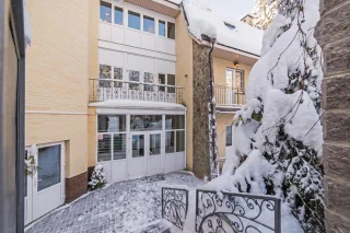 Токсово: Гостевой дом Домик Охотника