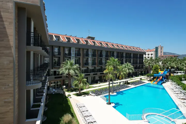 Чамьюва: Отель Camyuva Beach