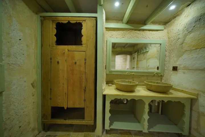 Учисар: Отель Takaev Cave House