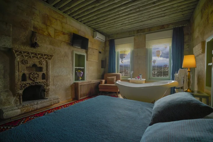 Учисар: Отель Takaev Cave House
