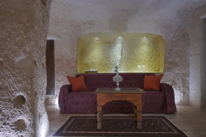 Учисар: Отель Takaev Cave House