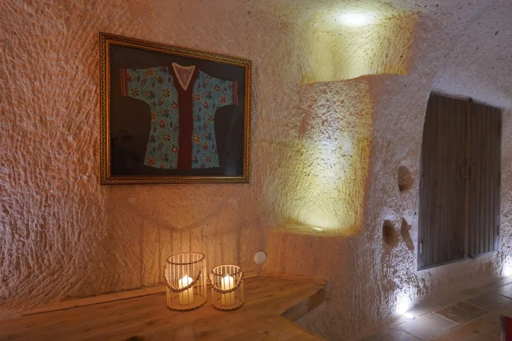 Учисар: Отель Takaev Cave House
