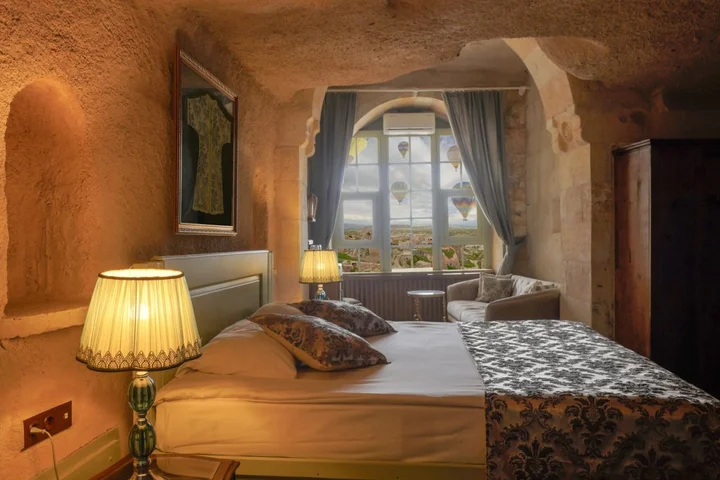 Учисар: Отель Takaev Cave House