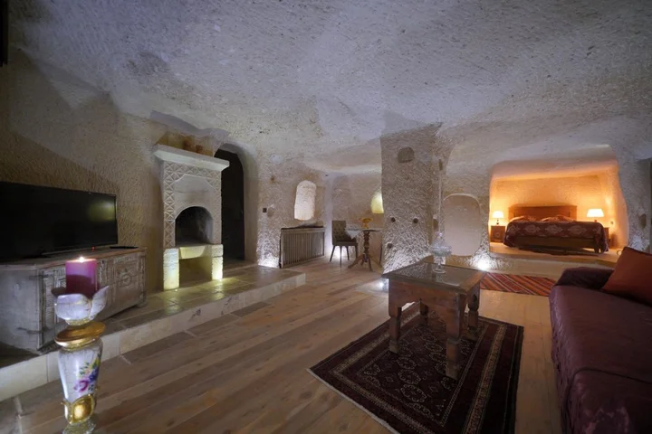 Учисар: Отель Takaev Cave House