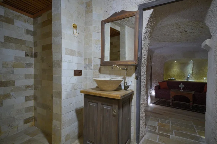 Учисар: Отель Takaev Cave House