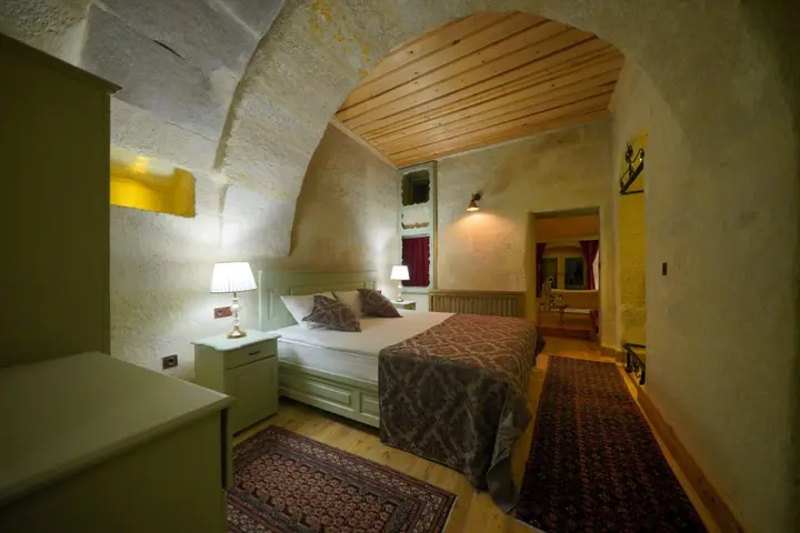 Учисар: Отель Takaev Cave House