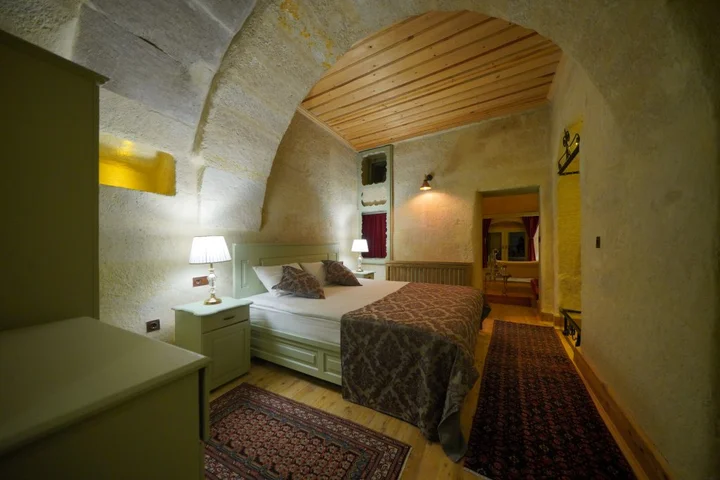 Учисар: Отель Takaev Cave House