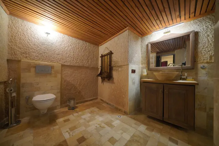 Учисар: Отель Takaev Cave House