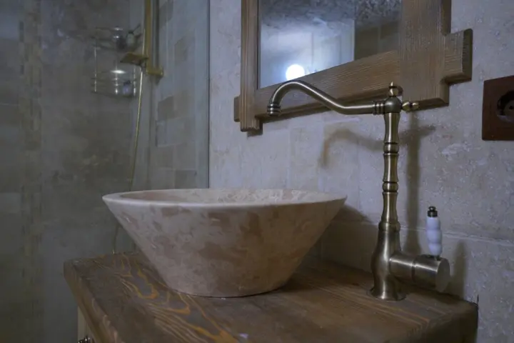 Учисар: Отель Takaev Cave House