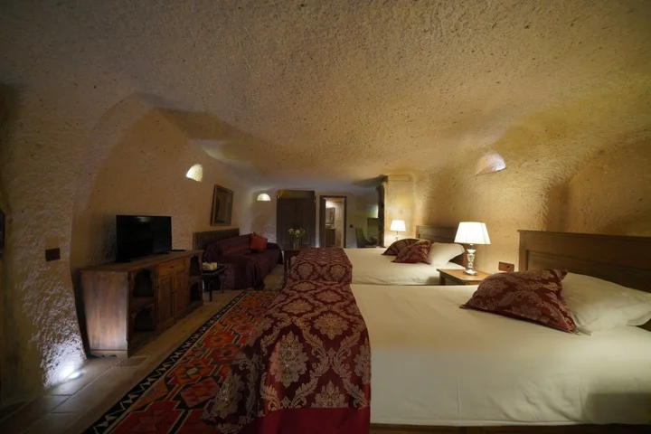 Учисар: Отель Takaev Cave House