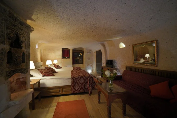 Учисар: Отель Takaev Cave House