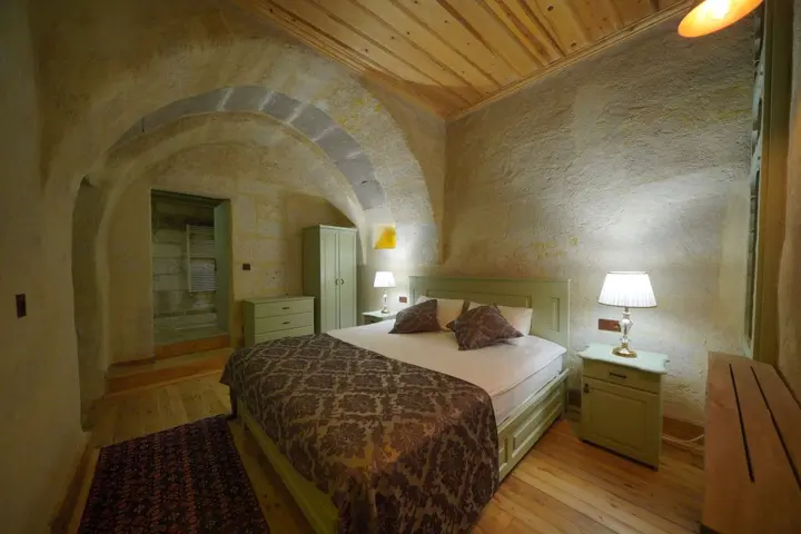 Учисар: Отель Takaev Cave House
