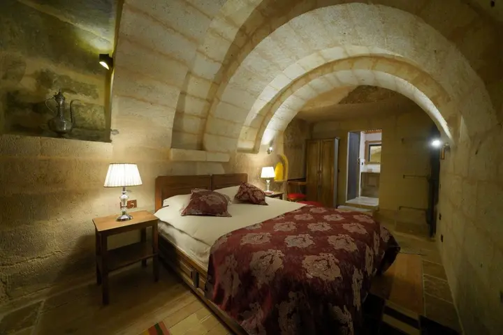 Учисар: Отель Takaev Cave House