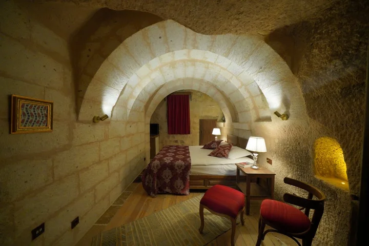 Учисар: Отель Takaev Cave House
