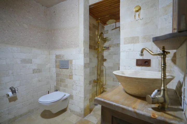 Учисар: Отель Takaev Cave House
