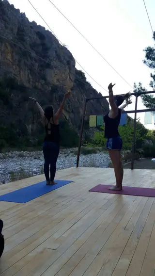 Чиралы: Dionysos Lodge