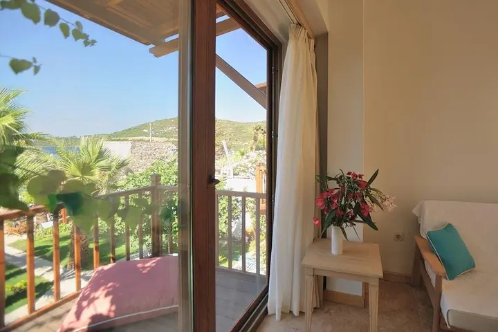 Голькой: Golkoy Suites
