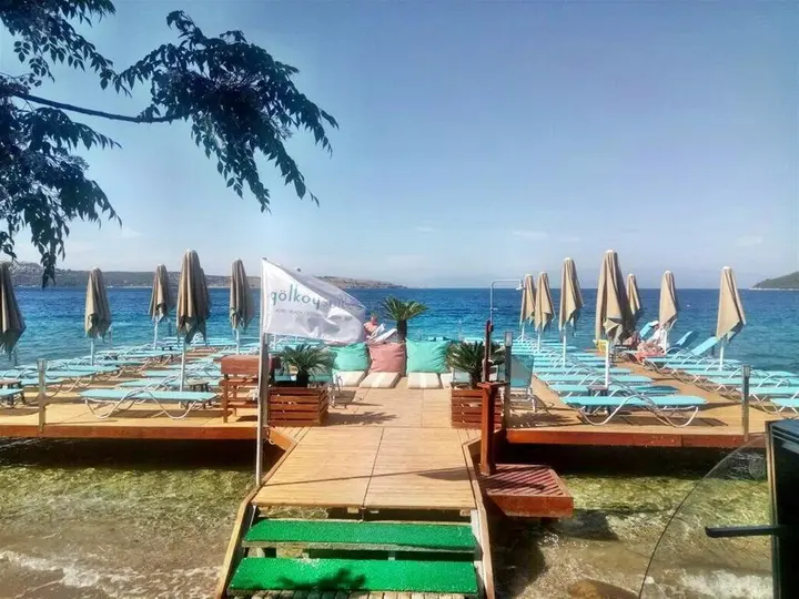 Голькой: Golkoy Suites