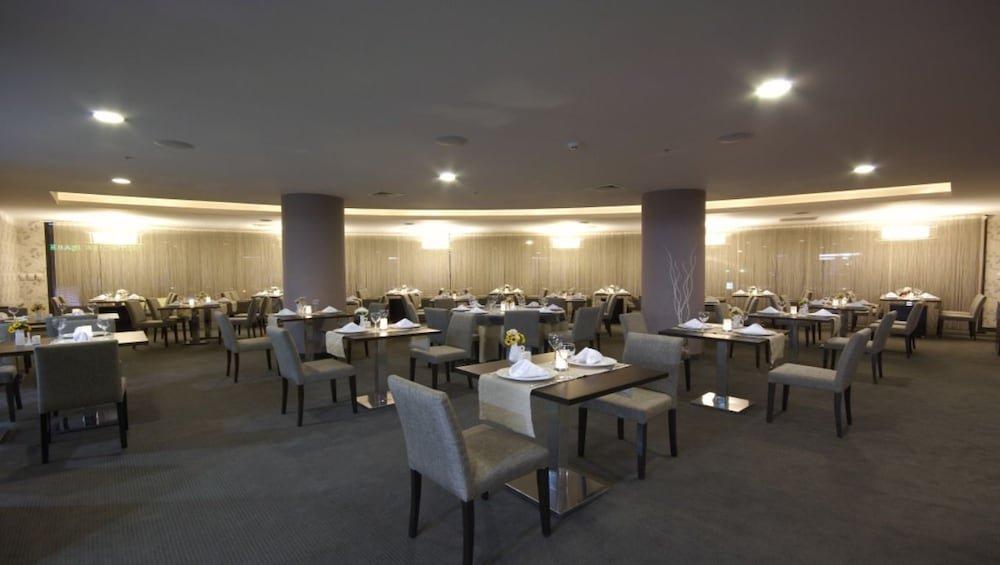 Эскишехир: Dedepark Hotel